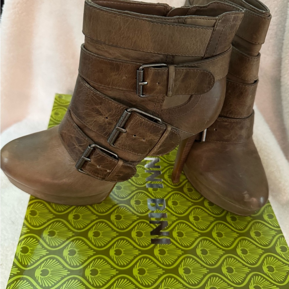 Gianni Bini Brown Heeled Boots with Buckle Straps